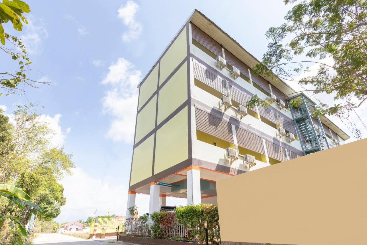 Oyo 632 Thanagrit Apartelle Tha Mai Zewnętrze zdjęcie